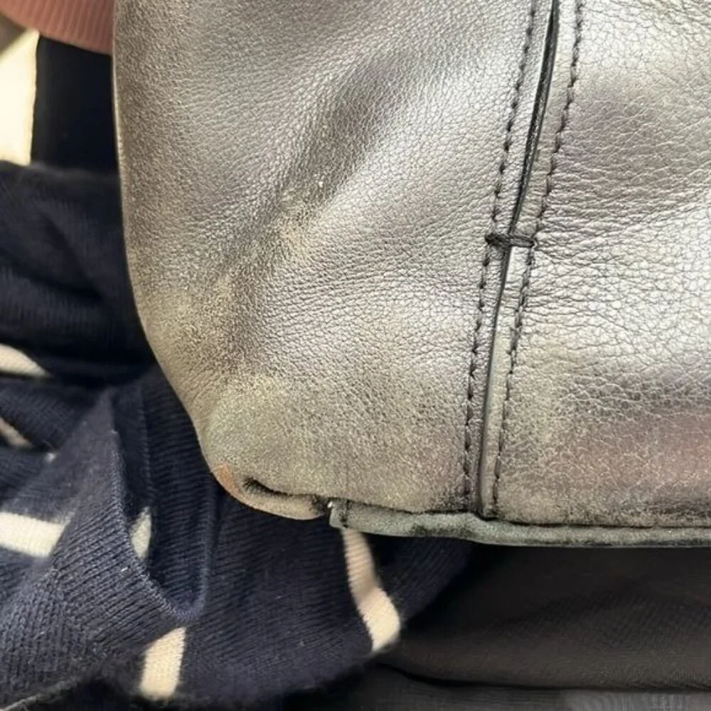 Tumi Leather Slide Buckle Messenger Bag Adjustable